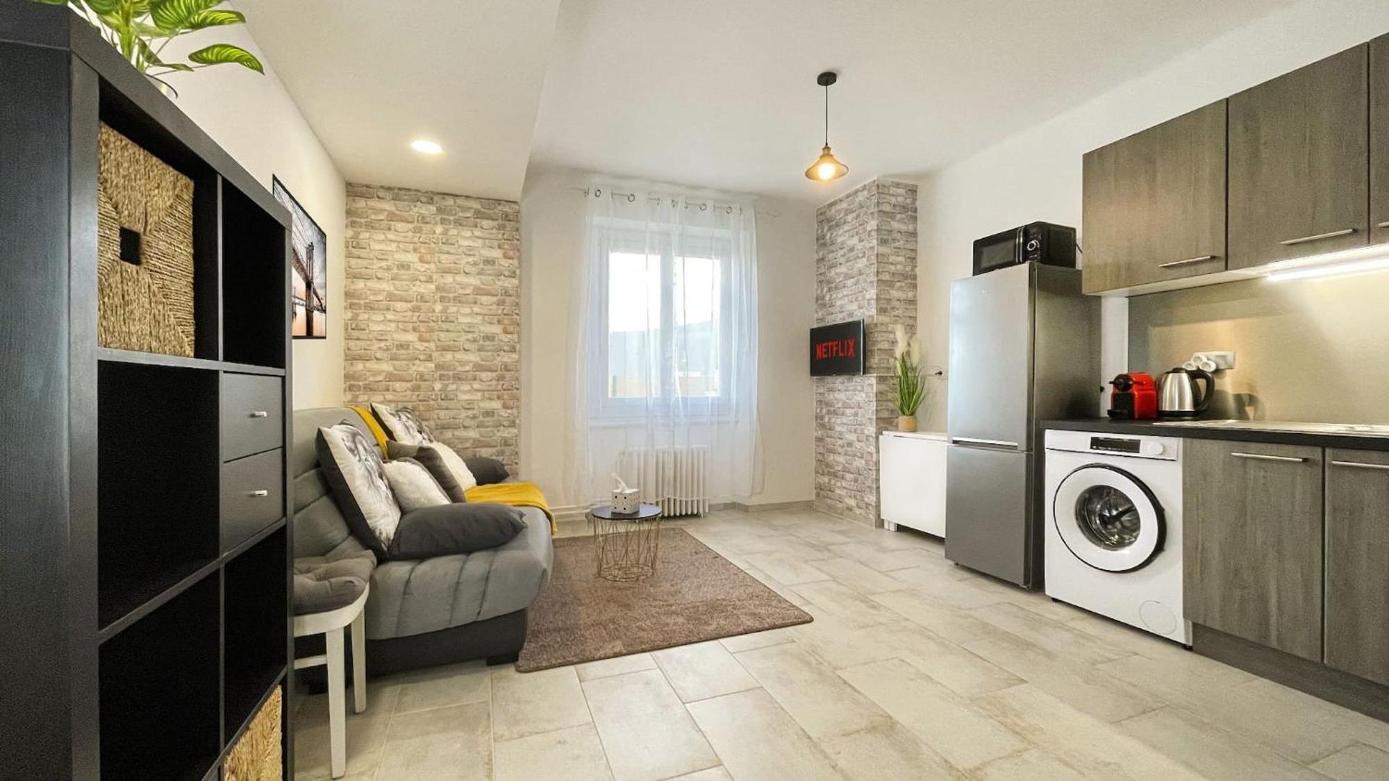Homey Keola - Parking Prive Gratuit - Aux Portes De Geneve - Au Pied Du Tram - Appartement Avec 1 Chambre Et Un Grand Salon Avec Un Canape-Lit Ambilly Exteriör bild